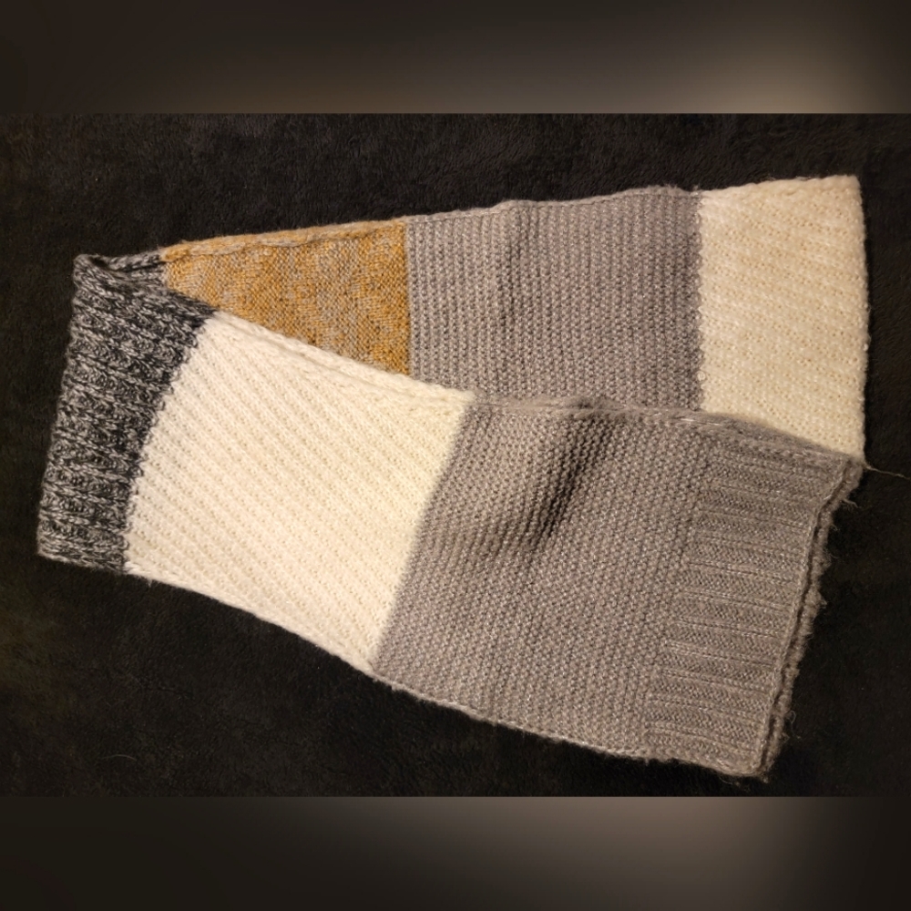 Striped scarf